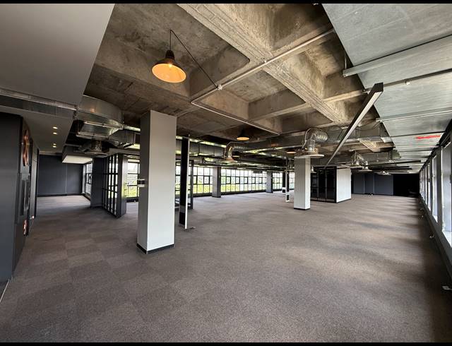 745M² OFFICE TO LET IN ROSEBANK
